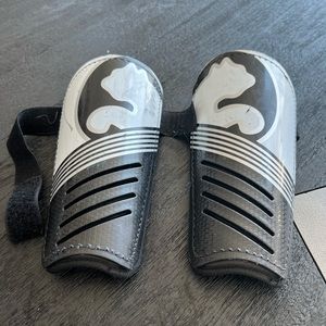 Procat soccer knee shins.